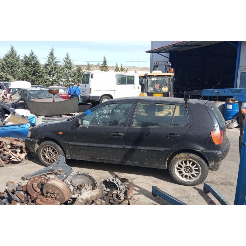 Ολόκληρο Αυτοκίνητο Volkswagen Polo 1994-1999  