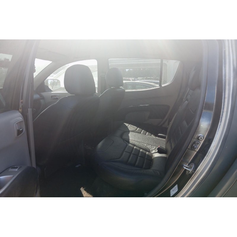 Ολόκληρο Αυτοκίνητο Mitsubishi L200 KB4 2010 ΜΑΓΑΖΙ ΚΑΙΝΟΥΡΓΙΑ