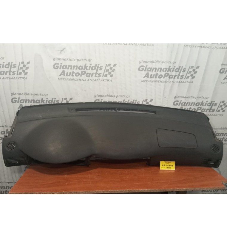 Ταμπλό Toyota Corolla 2002-2006 5531102150