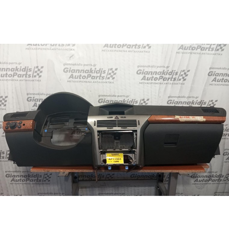 Ταμπλό Opel Astra H 2004-2010