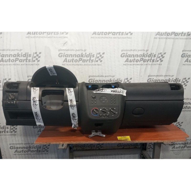 Ταμπλό Opel Corsa C 2000-2006