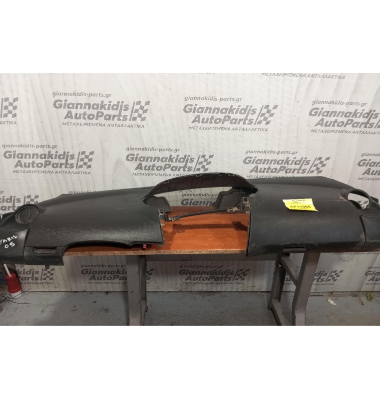 Ταμπλό Toyota Yaris 1999-2005  