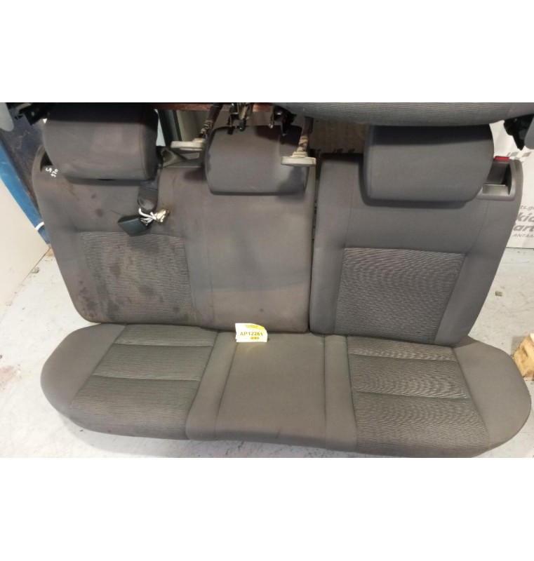 Σαλόνι Volkswagen Golf 2004-2008