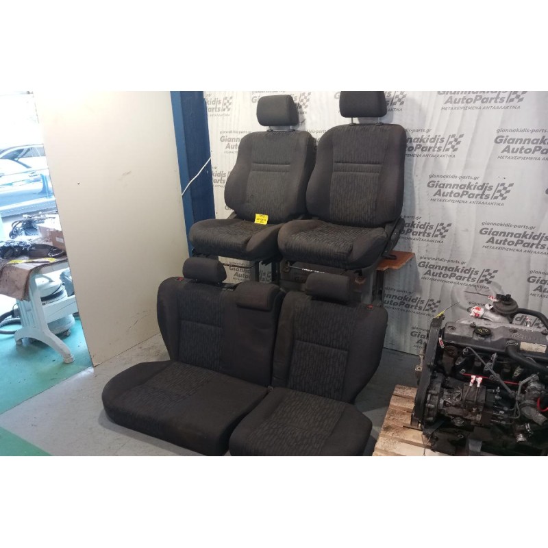 Σαλονι Toyota Corolla 2002-2006