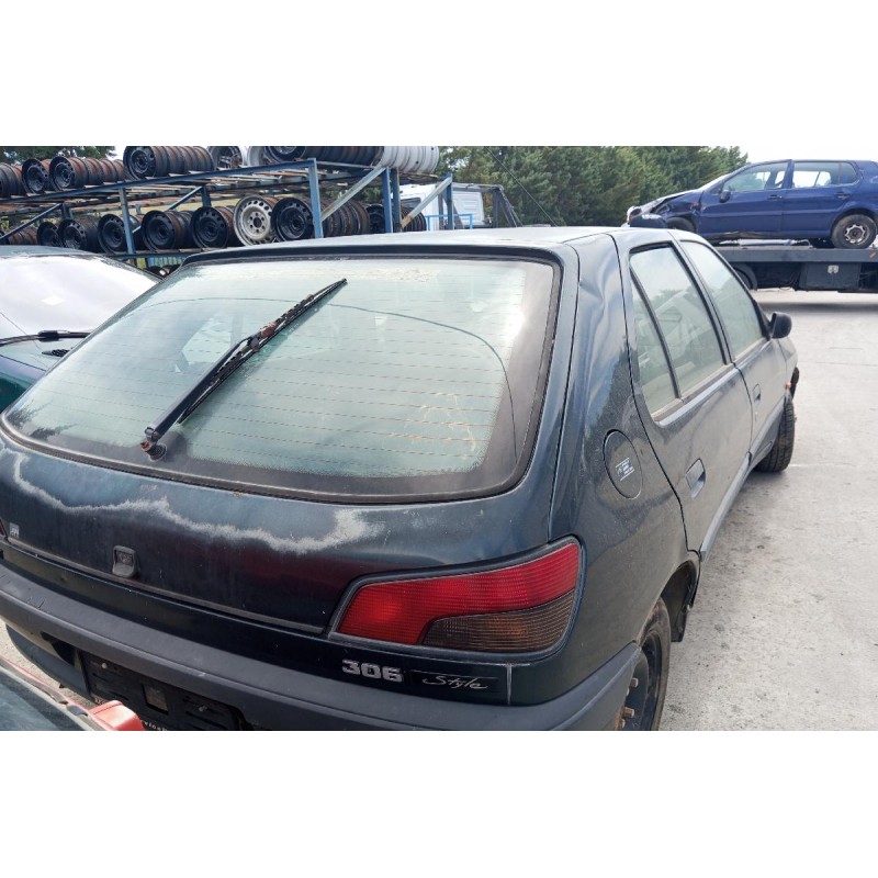 Ολόκληρο Αυτοκίνητο Peugeot 306 1993-1996  