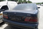 Ολόκληρο Αυτοκίνητο Mercedes-Benz E 220 W210 1998-1999