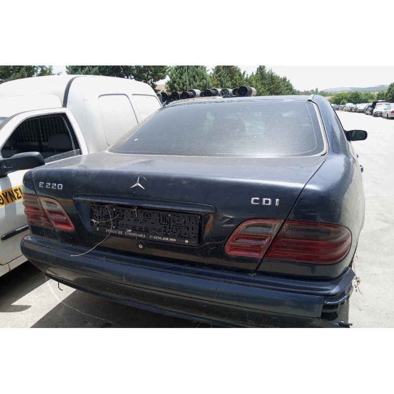 Ολόκληρο Αυτοκίνητο Mercedes-Benz E 220 W210 1998-1999