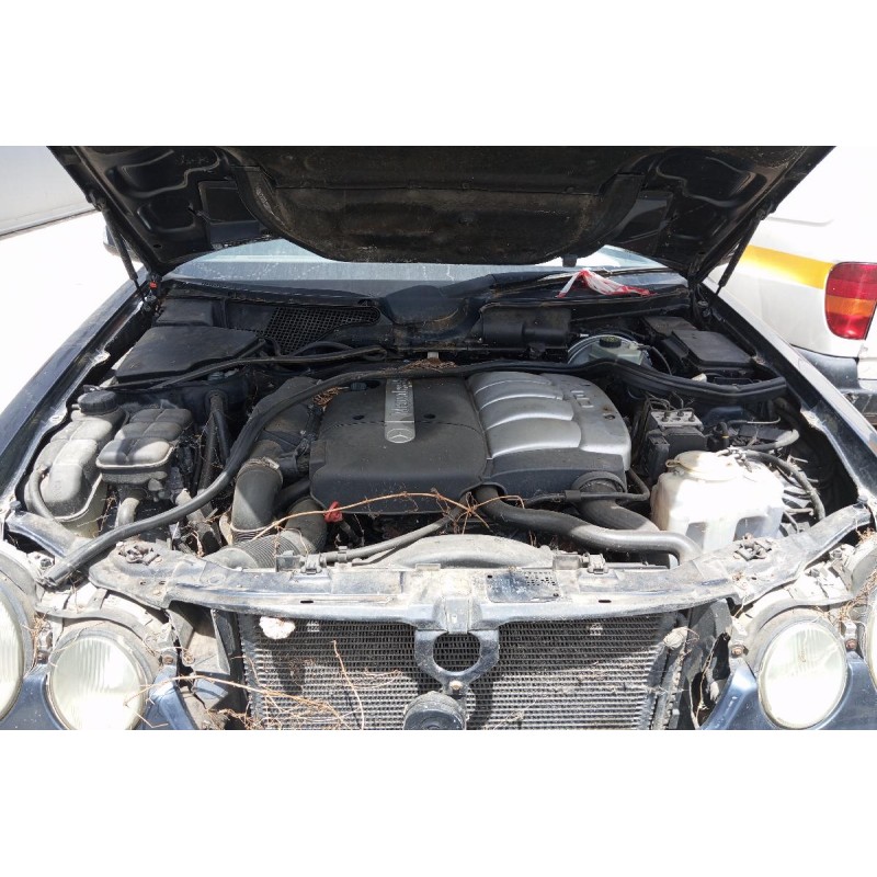 Ολόκληρο Αυτοκίνητο Mercedes-Benz E 220 W210 1998-1999