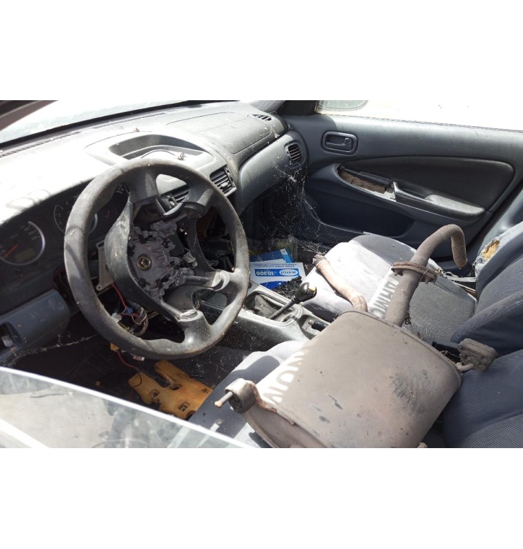 Ολόκληρο Αυτοκίνητο Nissan Almera 2000-2006  