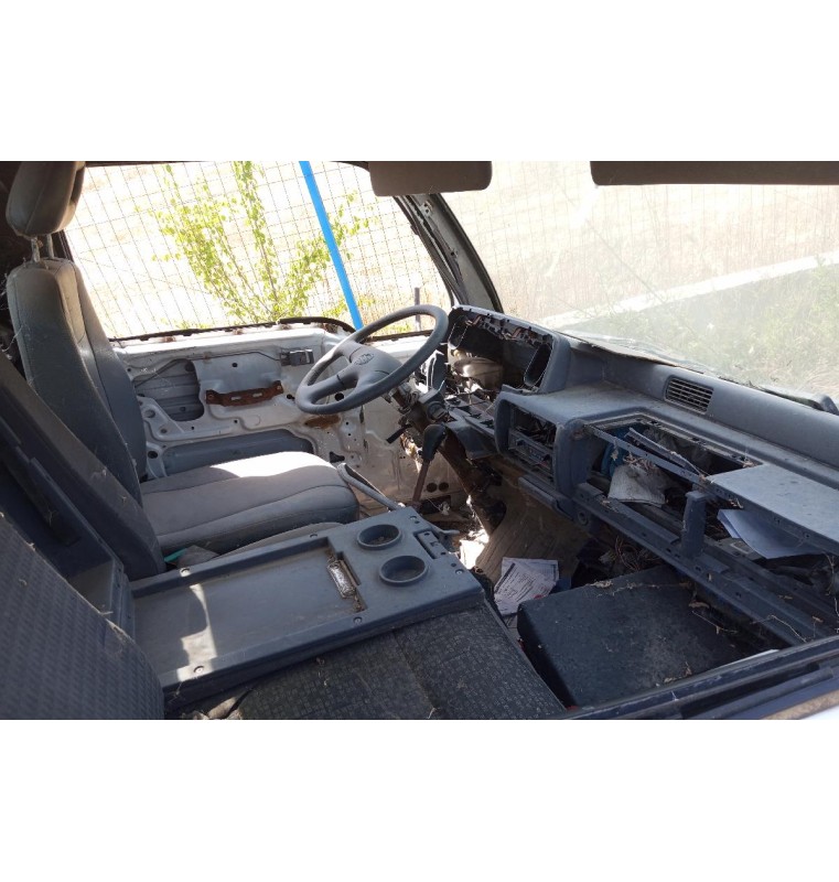 Ολόκληρο Αυτοκίνητο Nissan Europe 1985-2000