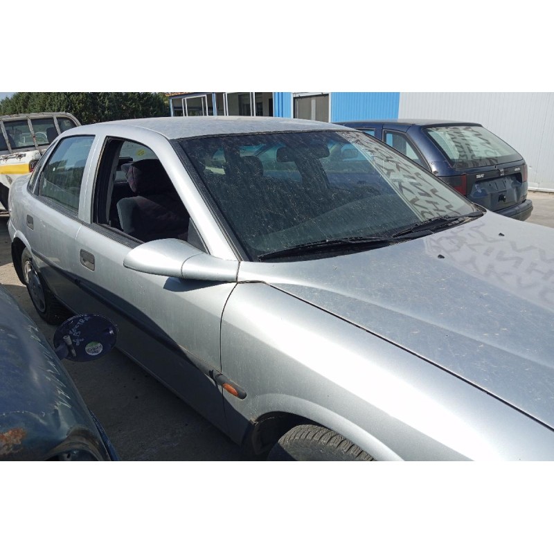 Ολόκληρο Αυτοκίνητο Opel Vectra Β 1996-1998