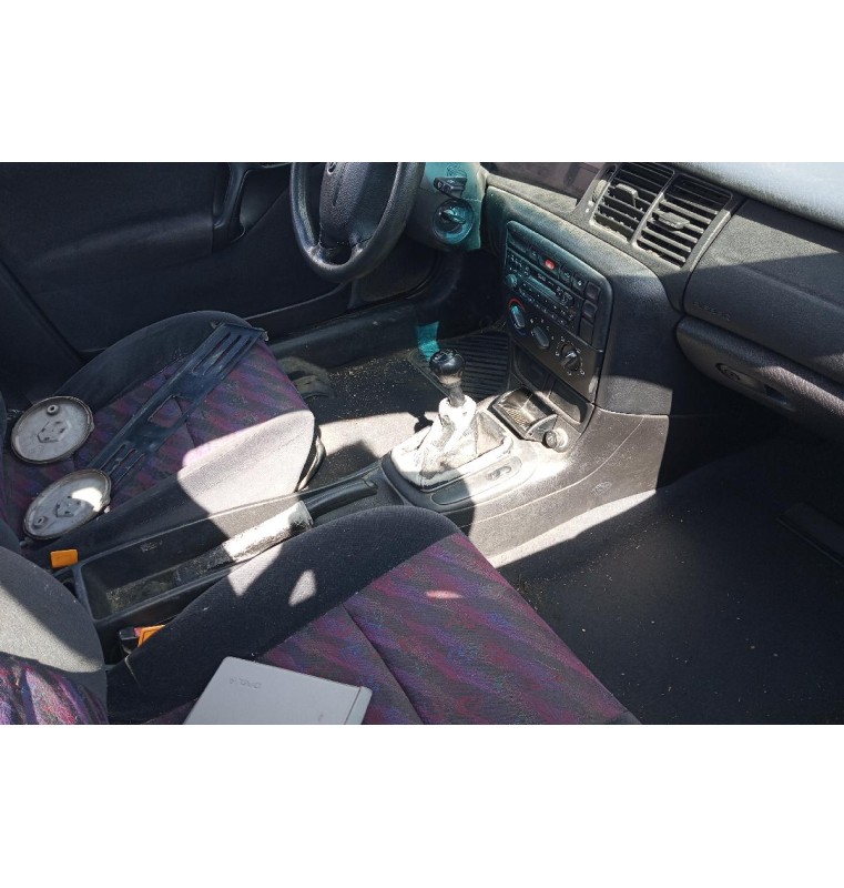 Ολόκληρο Αυτοκίνητο Opel Vectra Β 1996-1998