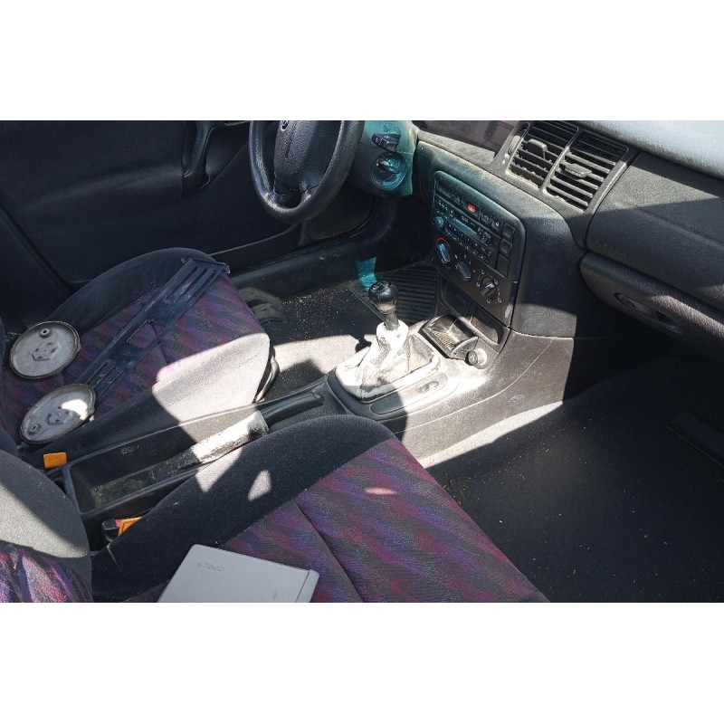 Ολόκληρο Αυτοκίνητο Opel Vectra Β 1996-1998