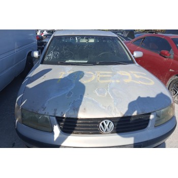 Ολόκληρο Αυτοκίνητο Volkswagen Passat Κωδ.Κινητηρα ARM 2000-2005