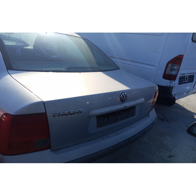 Ολόκληρο Αυτοκίνητο Volkswagen Passat Κωδ.Κινητηρα ARM 2000-2005