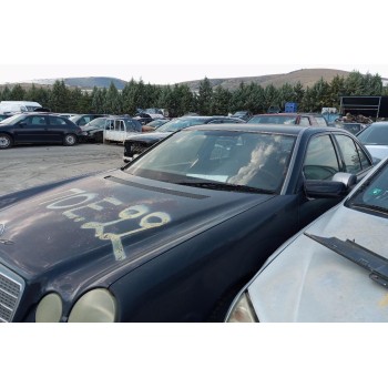 Ολόκληρο Αυτοκίνητο Mercedes-Benz W210 Κωδ.Κινητηρα 604912 2200cc 95hp 1995-1999