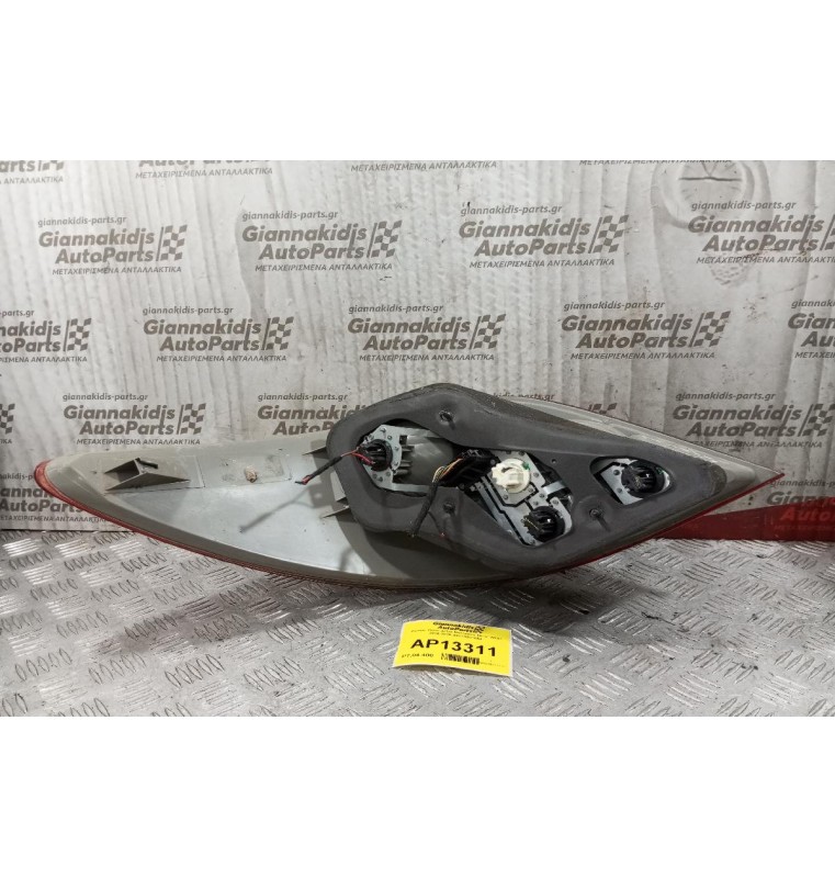 Φανάρι Πίσω Δεξια Mercedes-Benz W251 2006-2010 A2518201664