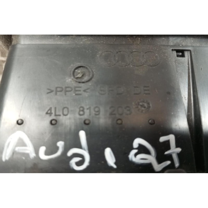 Αεραγωγός Κεντρικος Πισω Audi Q7 2006-2009 4L0819203