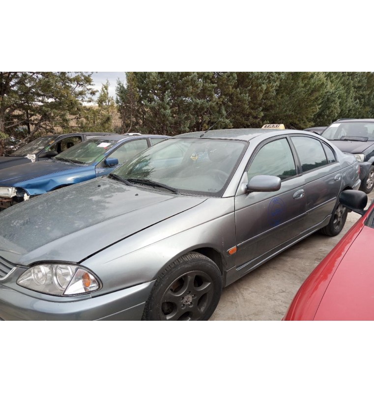 Ολόκληρο Αυτοκίνητο Toyota Avensis Kωδ.Κινητηρα  1CD-FTV 2000cc 110hp 1999-2003