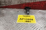 Διακόπτης Αλαρμ Toyota Yaris 2006-2012 4 pins