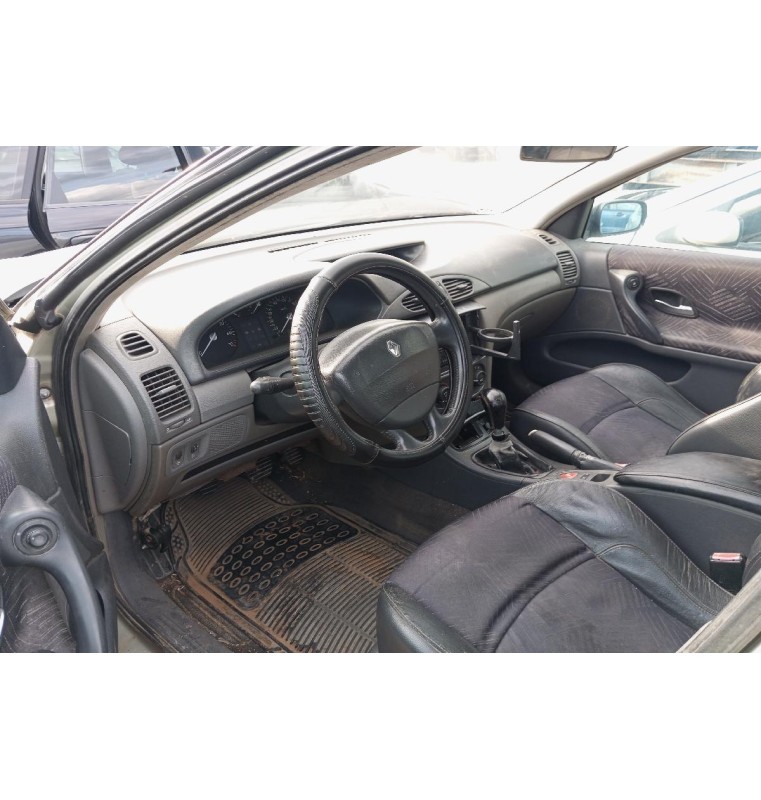 Ολόκληρο Αυτοκίνητο Renault Laguna II Κωδ.Κινητηρα K4M710 1600cc 107hp 2000-2007