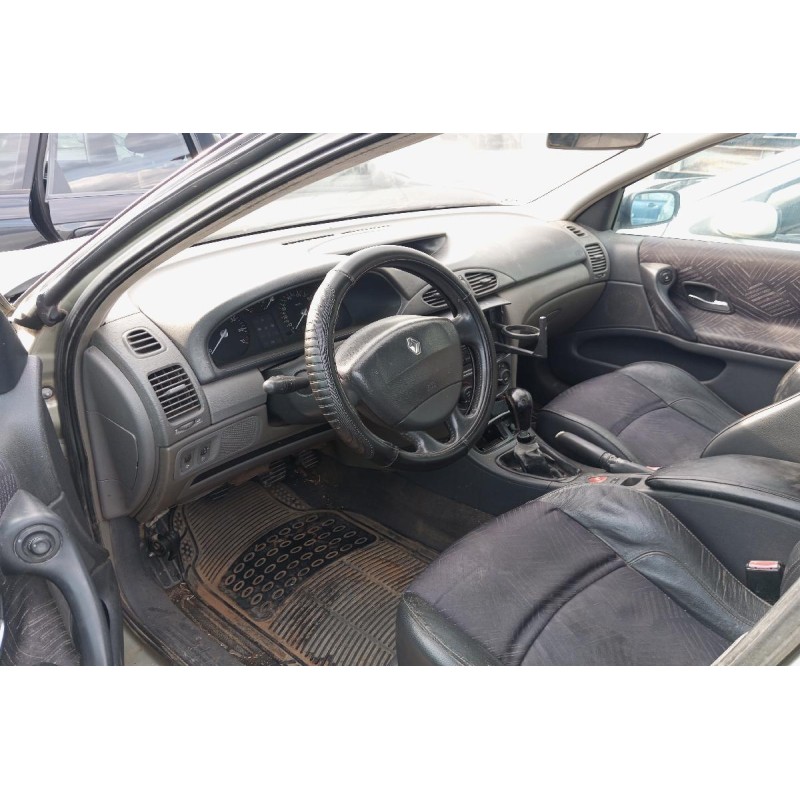 Ολόκληρο Αυτοκίνητο Renault Laguna II Κωδ.Κινητηρα K4M710 1600cc 107hp 2000-2007