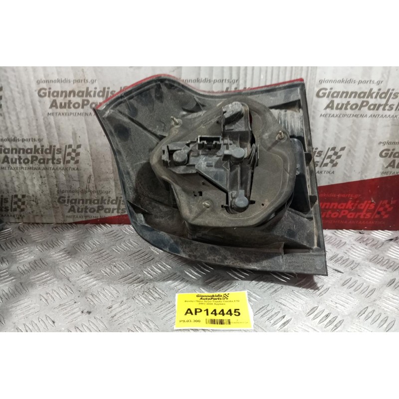 Φανάρι Πίσω Δεξια Toyota Corolla E12 2002-2006 Αγγλικο