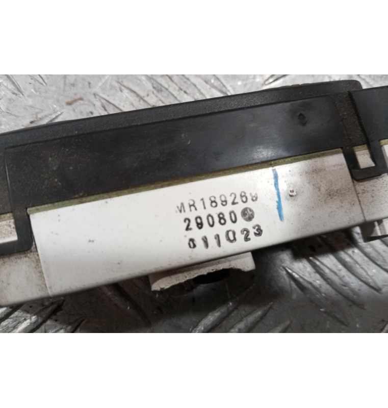 Οθόνη Ρολογιου Mitsubishi Colt 1999-2005 4 pins MR189269