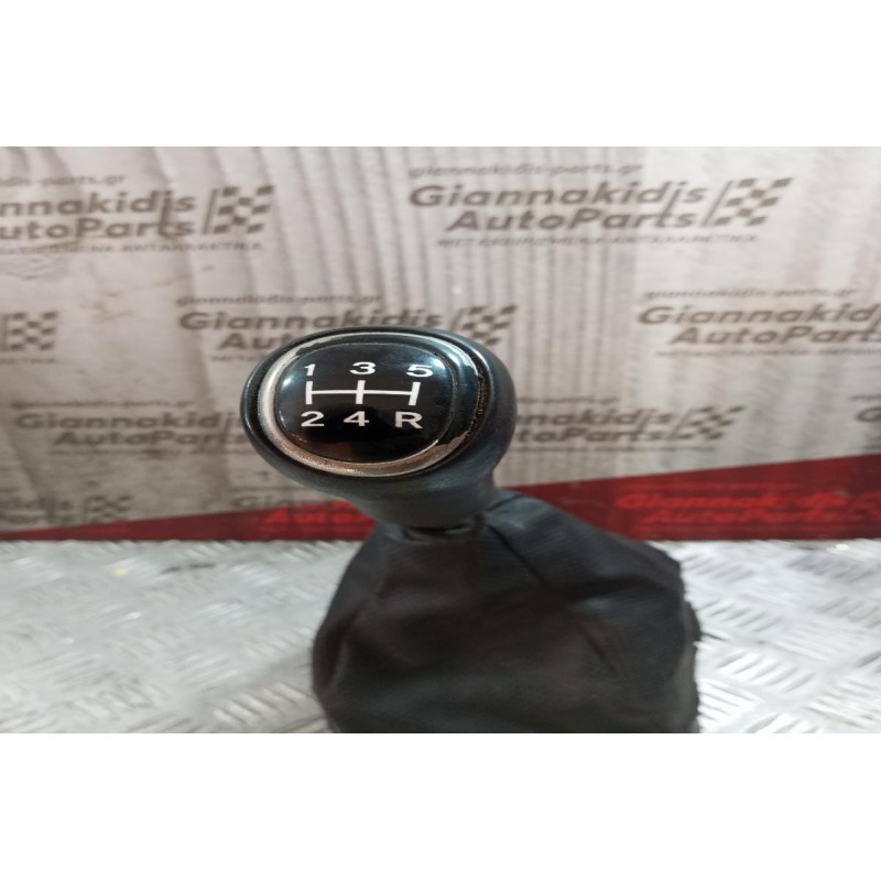 Λεβιές Ταχυτήτων Mitsubishi Space Star Diesel 5 TAXYTO 1998-2005