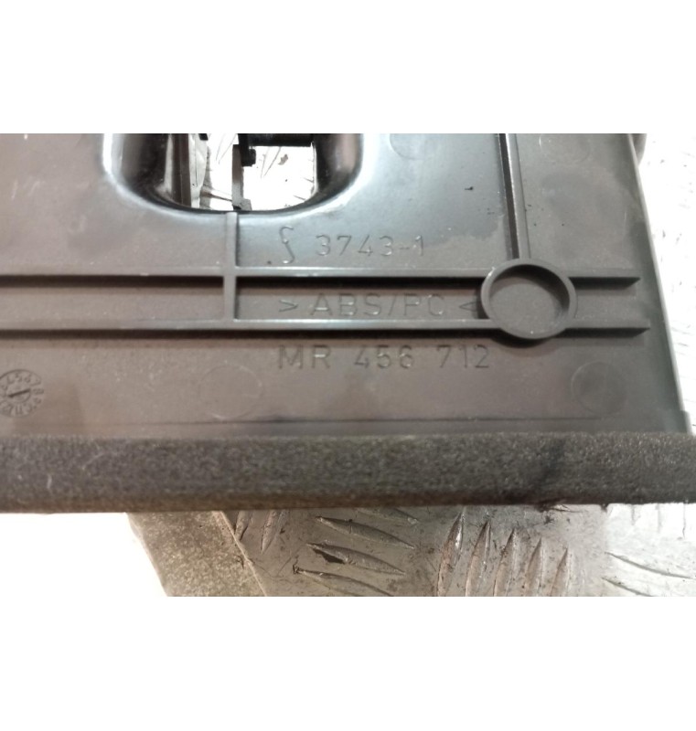 Κεντρικοι Αεραγωγοι Mitsubishi Space Star 1998-2005 MR456712