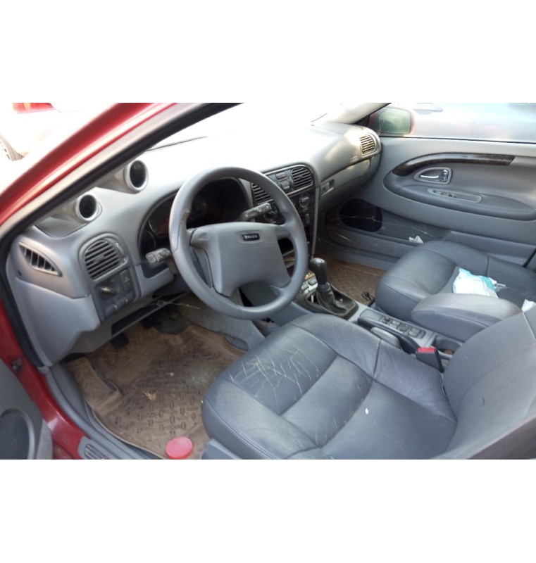 Ολόκληρο Αυτοκίνητο Volvo V40 Κωδ.Κινητηρα B4194T 1900cc 200hp 1997-2000