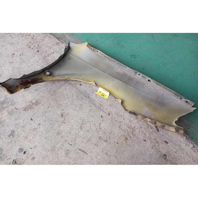 Φτερό Εμπρος Αριστερα Toyota Avensis T22 1997-2003 *