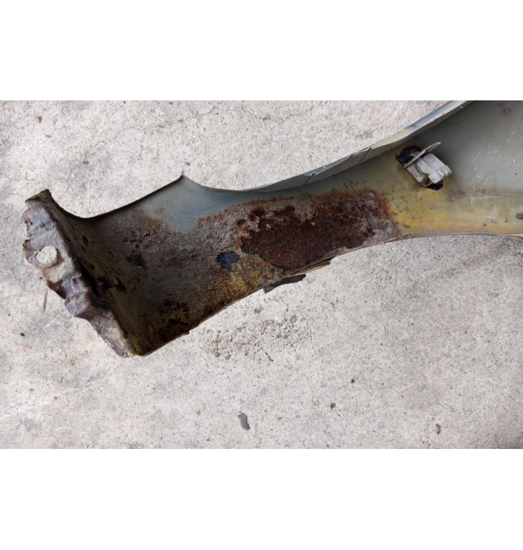 Φτερό Εμπρος Αριστερα Toyota Avensis T22 1997-2003 *