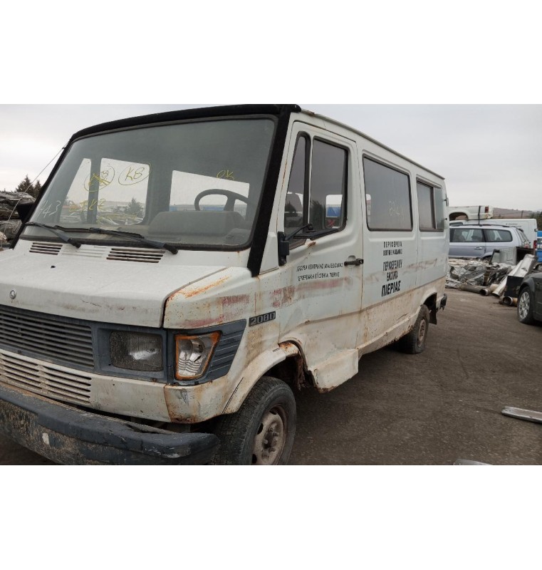 Ολόκληρο Αυτοκίνητο Mercedes-Benz T1 208 D Κωδ.Κινητηρα OM601940 2300cc 79hp 1988-1996