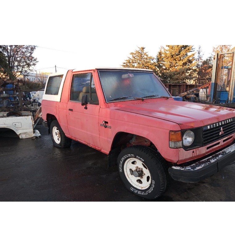 Ολόκληρο Αυτοκίνητο Mitsubishi Pajero Κωδ.Κινητηρα 4D55 2400cc 84hp 1982-1986