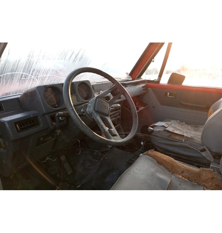 Ολόκληρο Αυτοκίνητο Mitsubishi Pajero Κωδ.Κινητηρα 4D55 2400cc 84hp 1982-1986