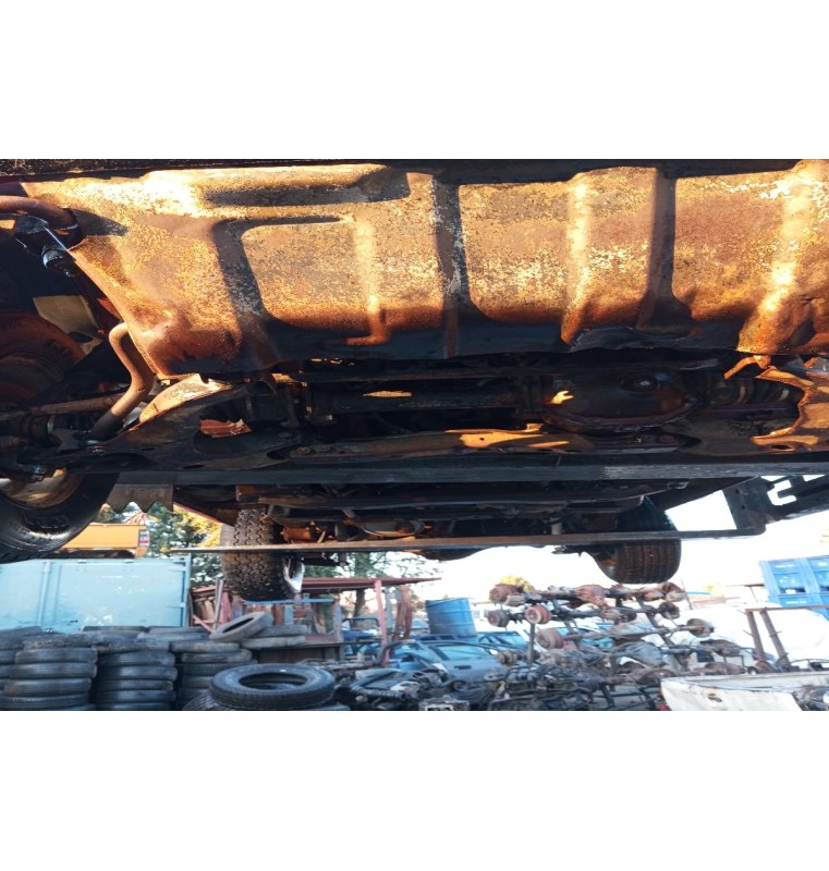 Ολόκληρο Αυτοκίνητο Mitsubishi Pajero Κωδ.Κινητηρα 4D55 2400cc 84hp 1982-1986