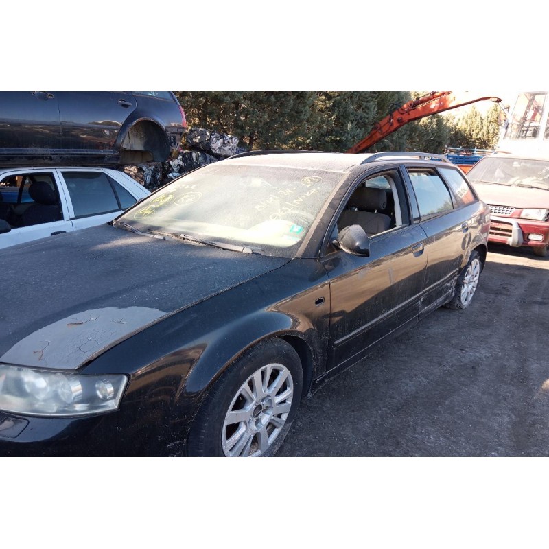 Ολόκληρο Αυτοκίνητο Audi A4 Κωδ.Κινητηρα AKE 2500cc 180hp 2000-2004 ΓΙΑ ΑΝΤΑΛΛΑΚΤΙΚΑ