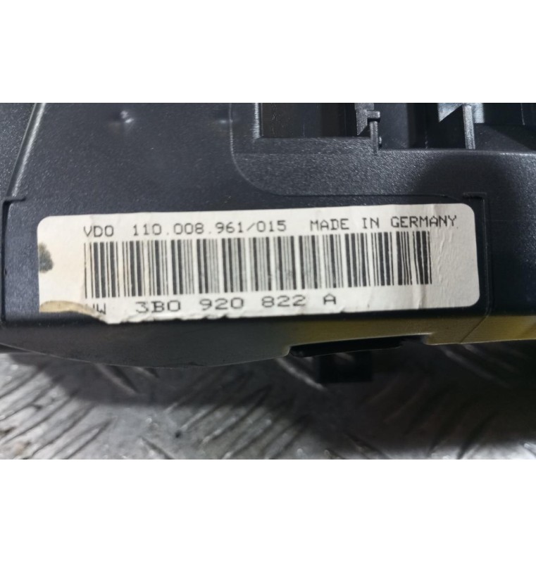 Καντράν - Κοντέρ Volkswagen Passat Caravan 2000-2005 2 φις 3B0920822A