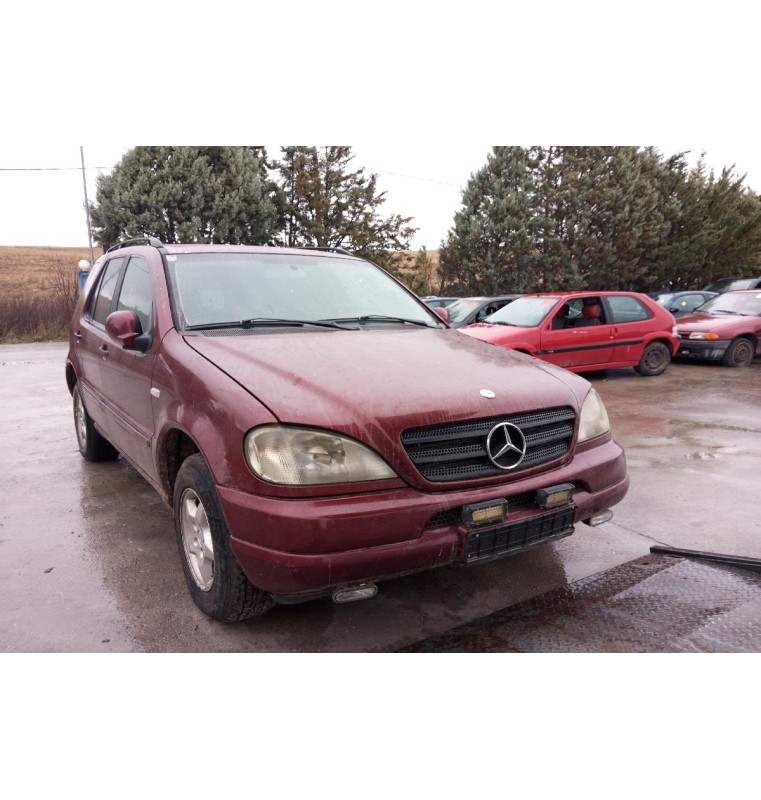 Ολόκληρο Αυτοκίνητο Mercedes-Benz ML 270 Κωδ.Κινητηρα 612963 2700cc 163hp 1999-2005 (ΓΙΑ ΑΝΤΑΛΛΑΚΤΙΚΑ) 181884 KM