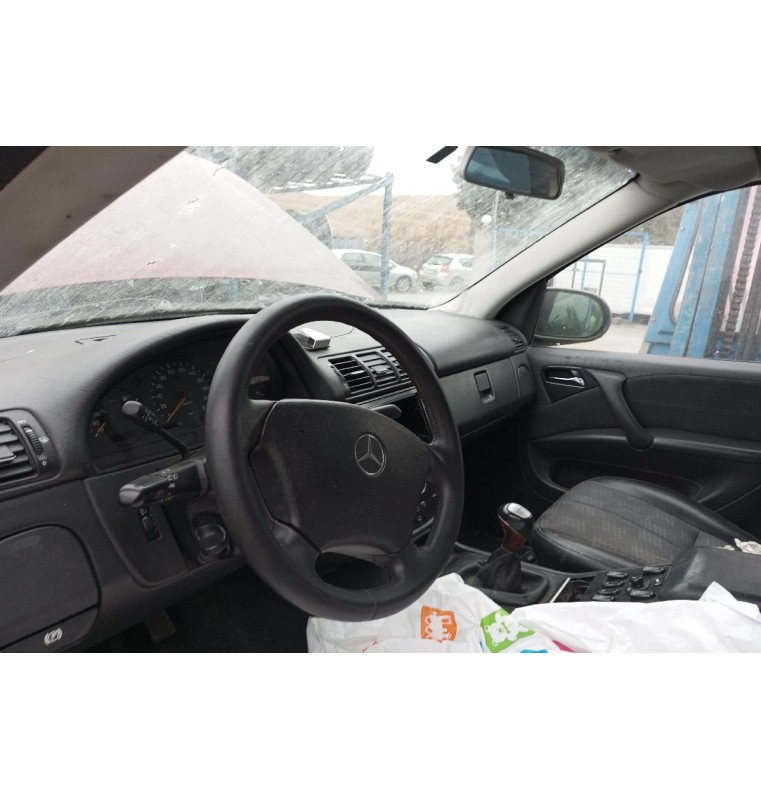 Ολόκληρο Αυτοκίνητο Mercedes-Benz ML 270 Κωδ.Κινητηρα 612963 2700cc 163hp 1999-2005 (ΓΙΑ ΑΝΤΑΛΛΑΚΤΙΚΑ) 181884 KM