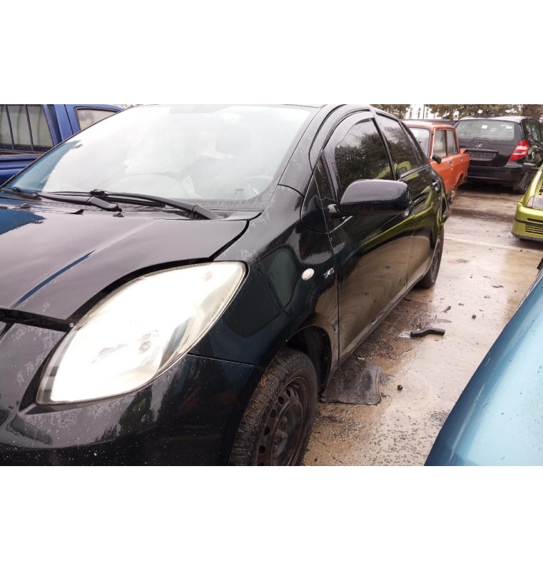 Ολόκληρο Αυτοκίνητο Toyota Yaris Κωδ.Κινητηρα 1ND-TV 1400cc 90hp 2006-2012