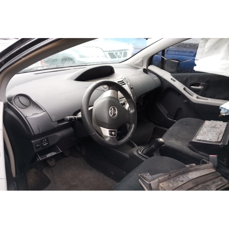 Ολόκληρο Αυτοκίνητο Toyota Yaris Κωδ.Κινητηρα 1ND-TV 1400cc 90hp 2006-2012