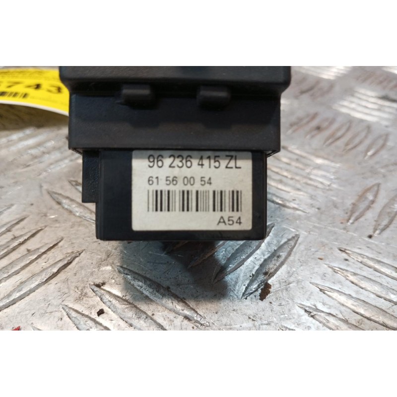 Διακόπτης Φωτων/Φλας Citroen Saxo 1999-2005 96236415ZL 615600054 (8+5pins)