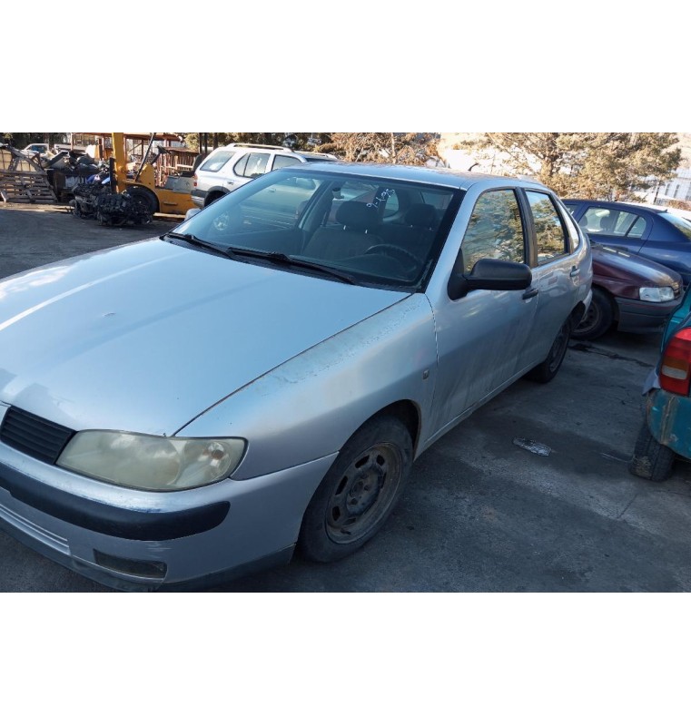 Ολόκληρο Αυτοκίνητο Seat Cordoba Κωδ.Κινητηρα APE 1400cc 75hp 2000-2002