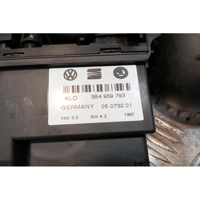 Διακόπτες Παραθυρων/Κλειδωματος Με Πλαισιο Εμπρος Αριστερα Volkswagen Passat 1997-2000 34 Pins