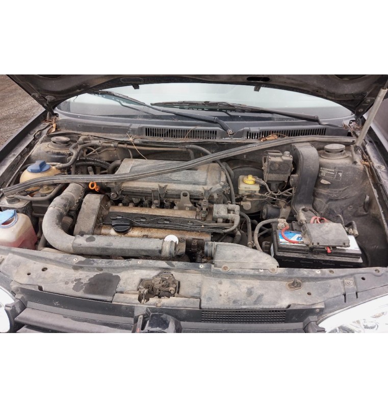 Ολόκληρο Αυτοκίνητο Volkswagen Golf IV Κωδ.Κινητηρα AXP 1400cc 75hp 1998-2004