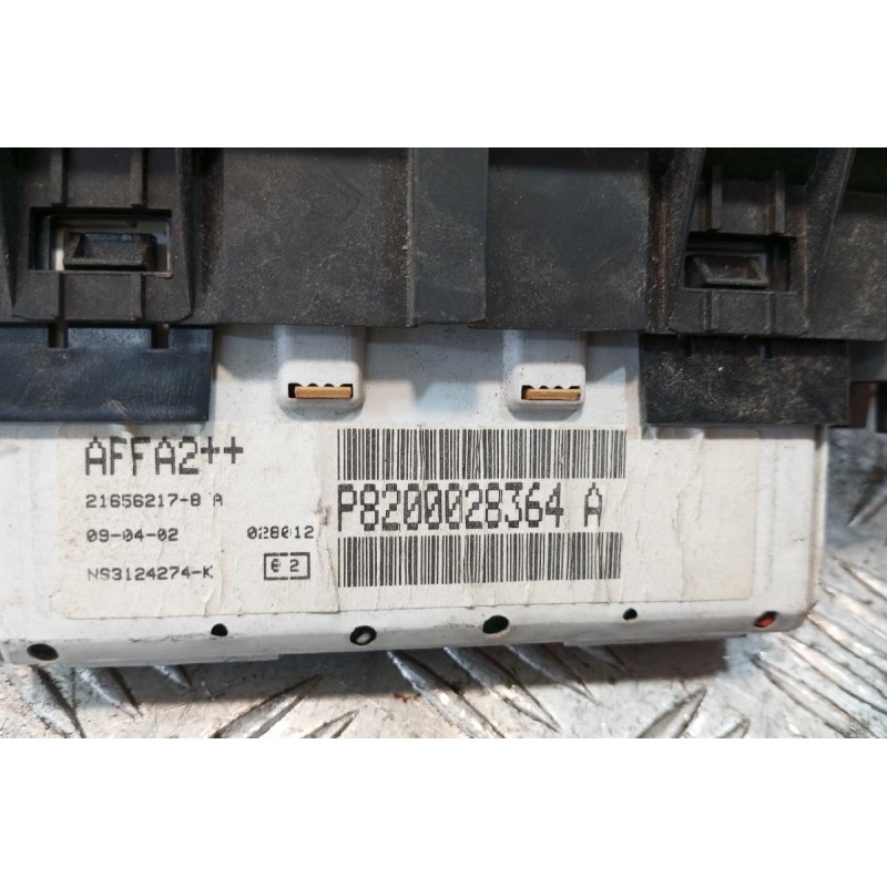 Οθόνη Πολλαπλων Ενδειξεων Renault Clio 2001-2005 15+15 pins