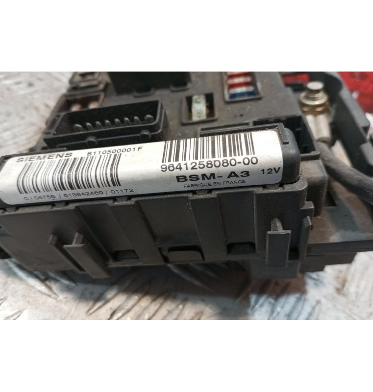 Ασφάλειες - Ασφαλειοθήκη Citroen C5 2001-2004 BSM-A3 9641258080-00