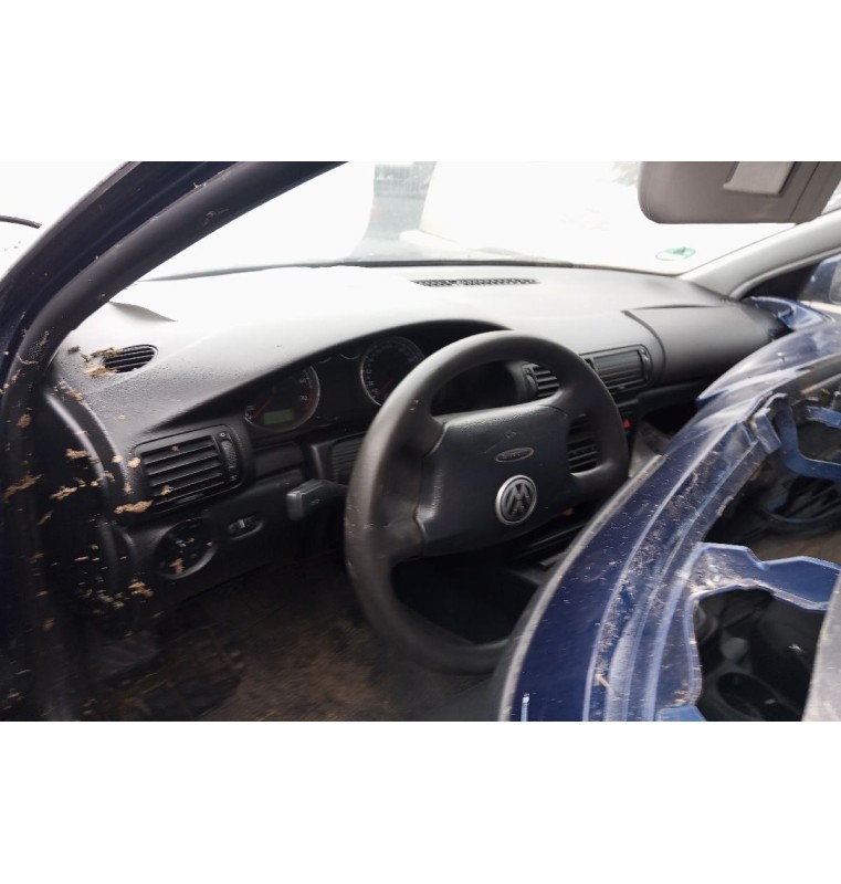 Ολόκληρο Αυτοκίνητο Volkswagen Passat Κωδ.Κινητηρα ALZ 1600cc 102hp 2000-2005